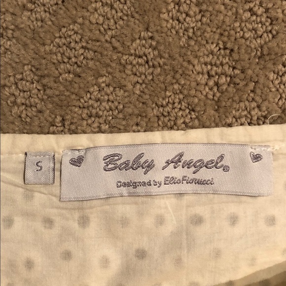 Ivory layered lace skirt. - Picture 8 of 8